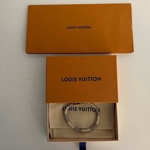 Louis Vuitton Keep It Bracelet